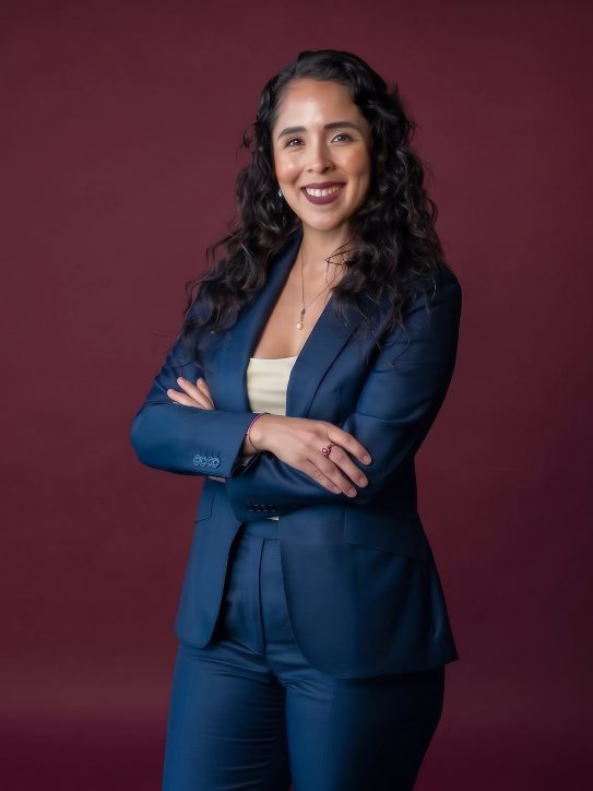 Viviana Romero, Gerente de oficina, Mario Yague Law
